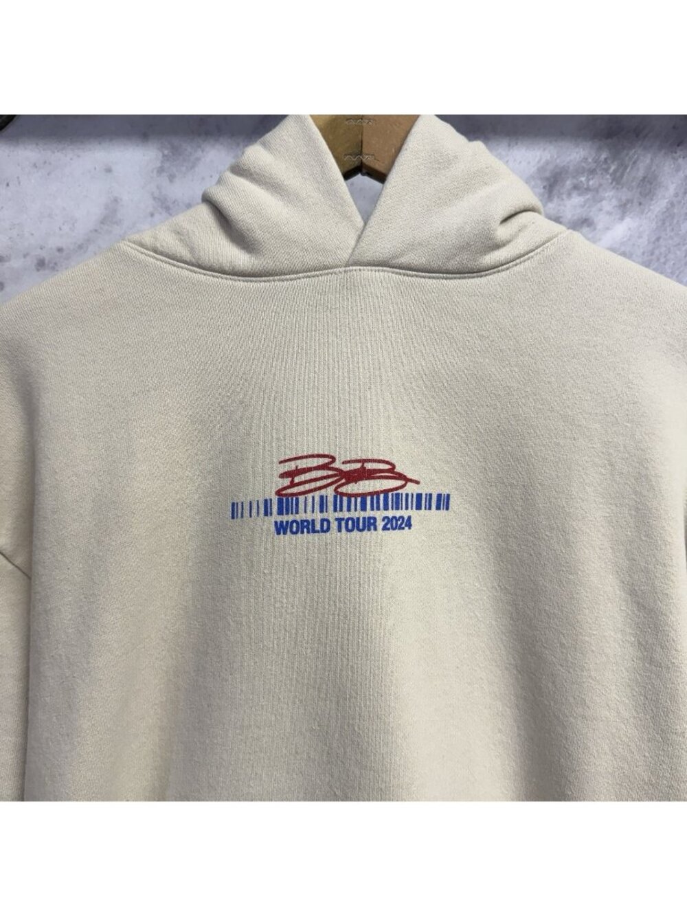 Benson Boone World Tour Hoodie Beige Pullover Mens Small Heavyweight Cotton 2024